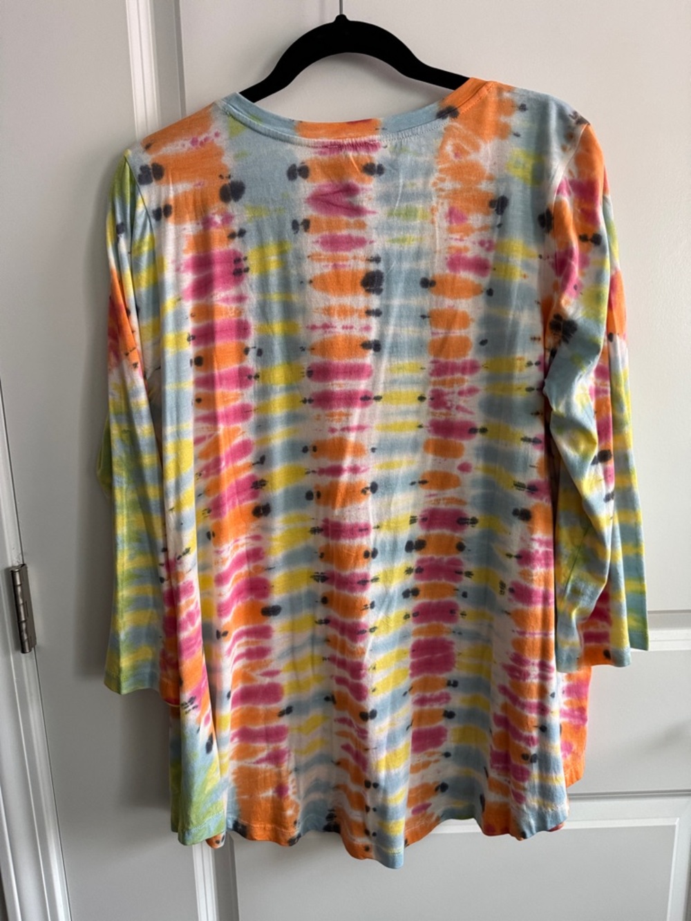 LOGO by Lori Goldstein Tie-Dye 3/4 sleeve cotton top. Smile hemline. Pockets. L. - Picture 6 of 9